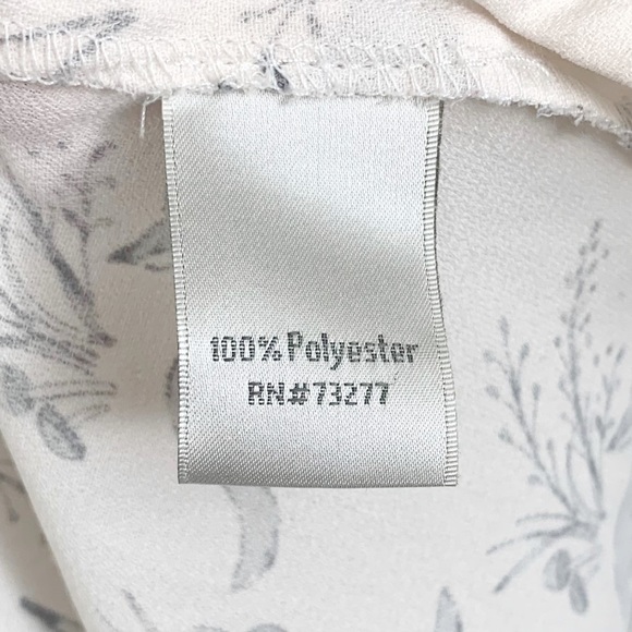 LC Lauren Conrad Fox Print Sleeveless Blouse - Picture 11 of 12